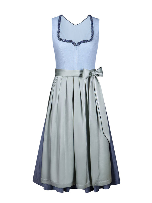 Dirndl Mandl im traditionellen Trachtenstil in Blau