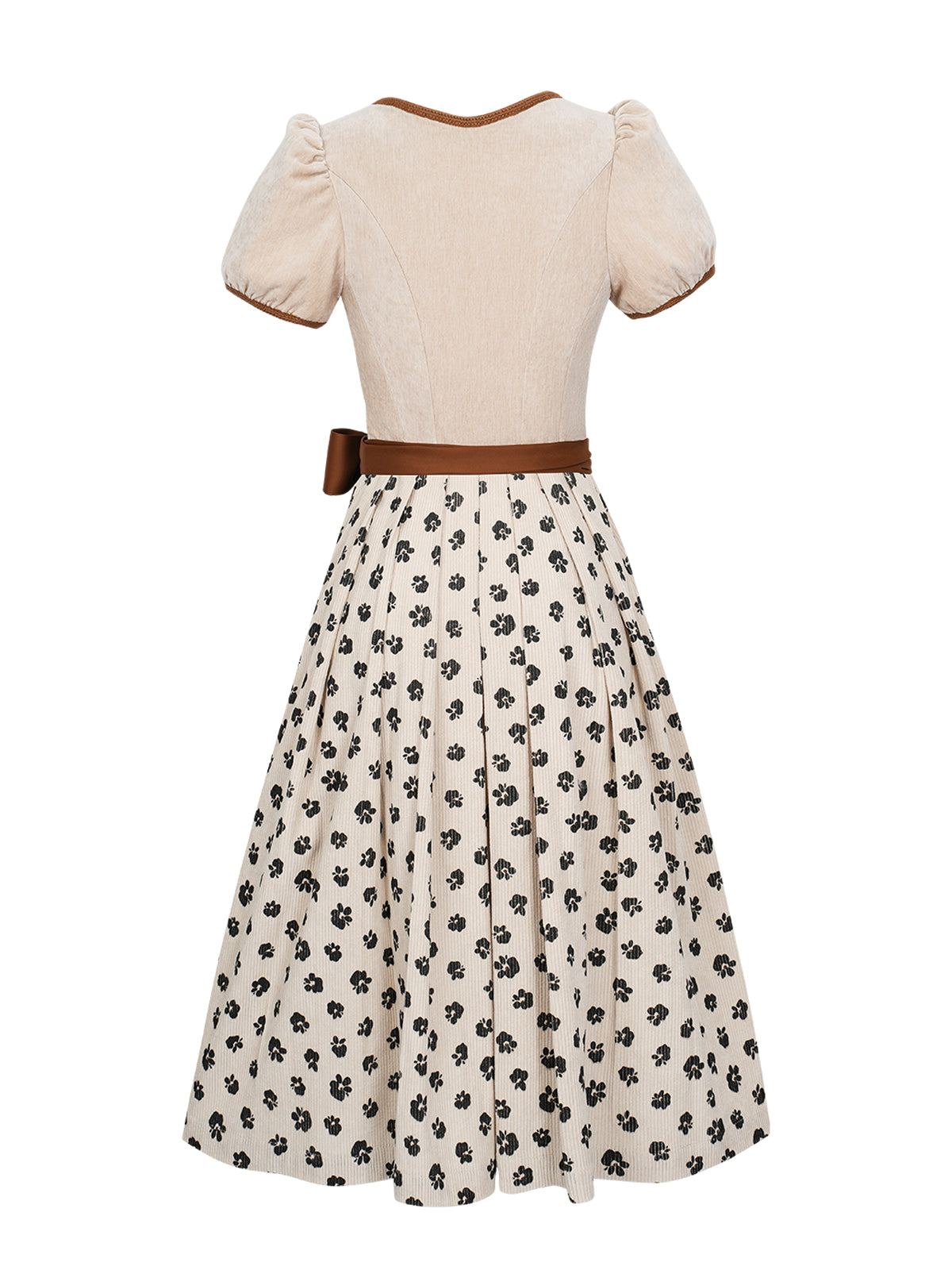 Dirndl Mariella im traditionellen Trachtenstil in Braun