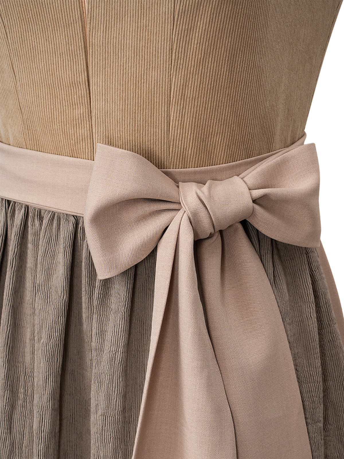 Klassisches Dirndl Kleid Kira In Sand in Braun