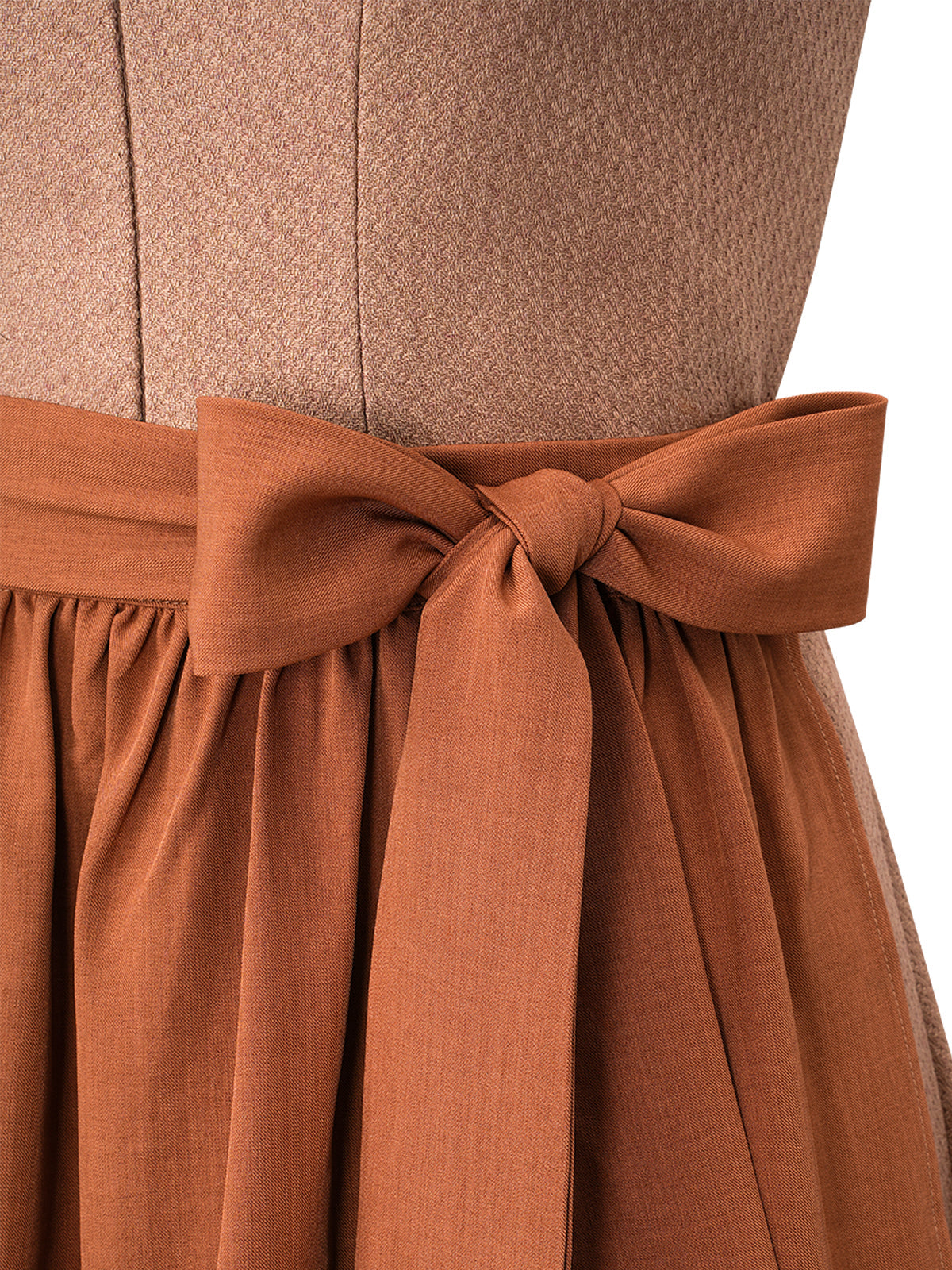 Festliches Dirndl Camille In Peach Orange für die Wiesn in Braun